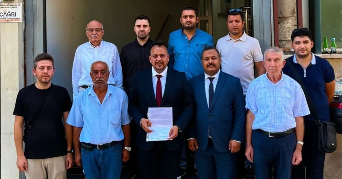 MHP Efeler İlçe Yönetimi Mazbatasını Alarak Göreve Başladı