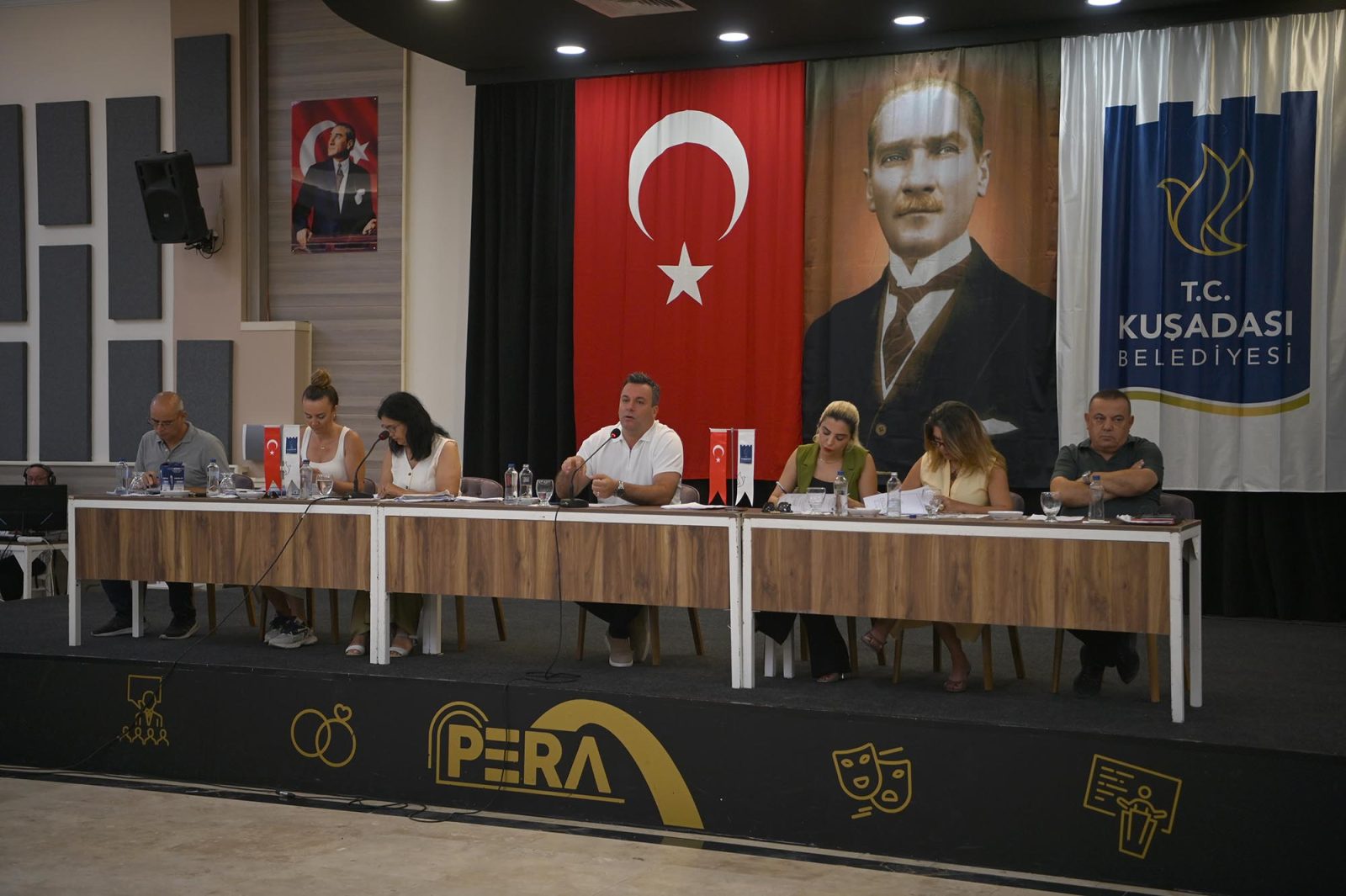 KUŞADASI BELEDİYE MECLİSİ’NDEN SOSYAL BELEDİYECİLİK VE SPOR ALANINDA ÖNEMLİ KARARLAR