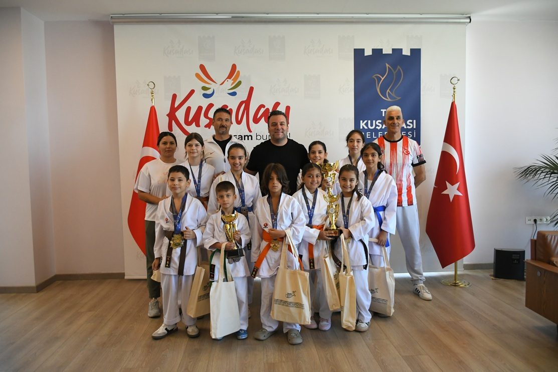 TATAMİNİN ŞAMPİYONLARI BAŞARILARINI BAŞKAN VEKİLİ DEMİRTAŞ İLE PAYLAŞTI