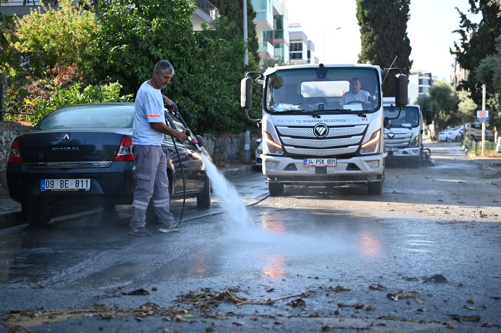 DAHA TEMİZ BİR KUŞADASI İÇİN KESİNTİSİZ MESAİ