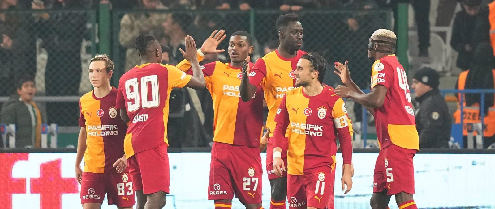 Aslan Konya Deplasmanında Dört Köşe